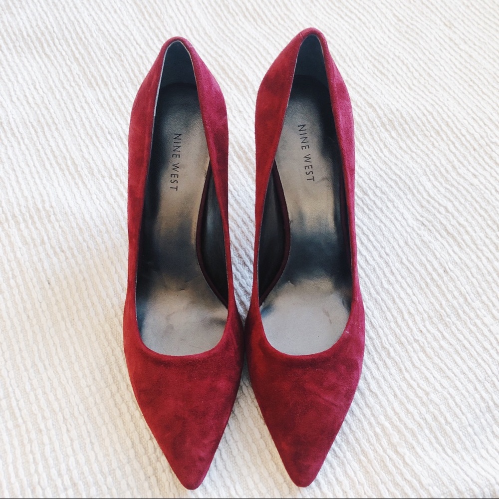 NINE WEST DARK RED  POINTED TOE HEEL
